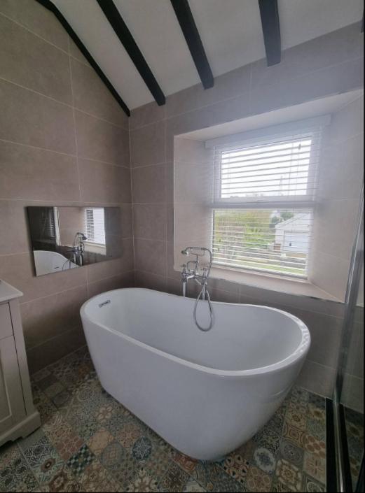 Luxurious Cottage With Hot Tub, Lake District Duddon Exterior photo