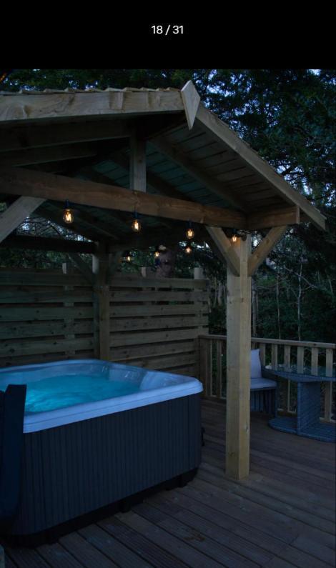 Luxurious Cottage With Hot Tub, Lake District Duddon Exterior photo
